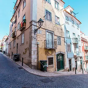 Apartment Cosy Chiado By Homing, Lisbon